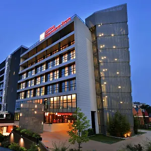 Hilton Garden North Otel