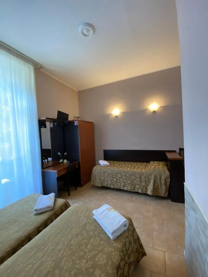 Hotel Atena Milánó