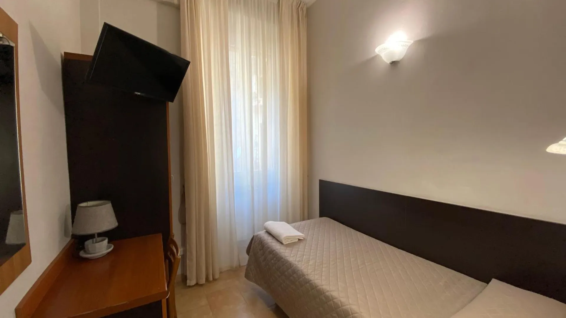 Hotel Atena Milan 2*,  Italy