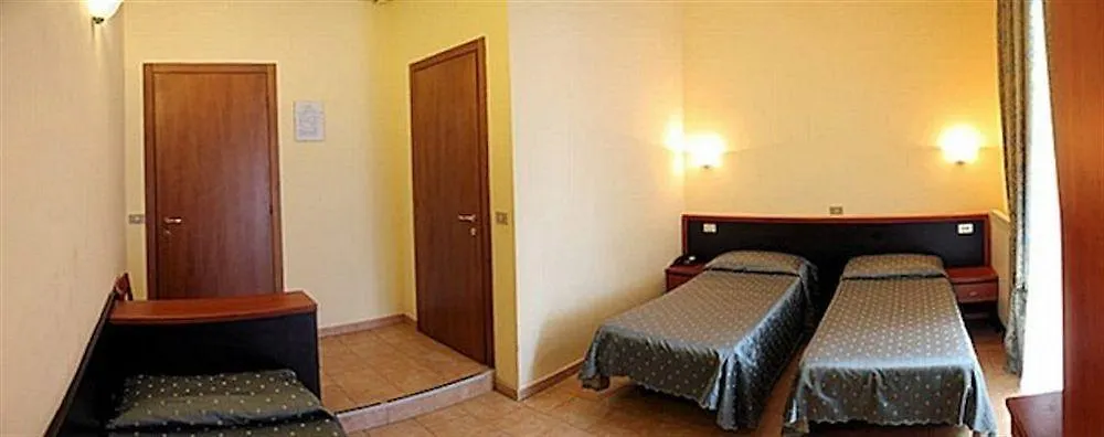 Hotel Atena Milánó