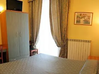 Hotel Atena Milano İtalya